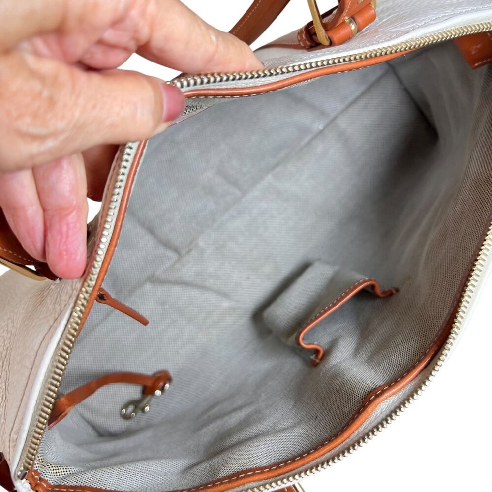 Dooney & Bourke Leather Purse Handbag Satchel Pebble Grain Domed White Tan Trim - Picture 14 of 16